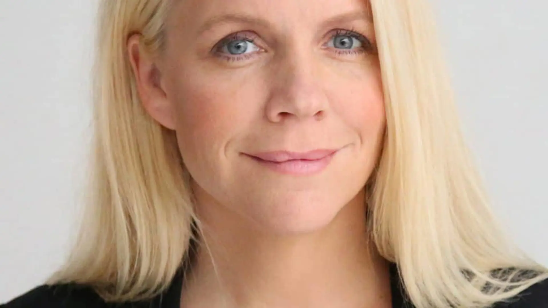 Referent Charlotte Karlinder: Gesundheitsexpertin, Medizinjournalistin, TV-Moderatorin und Buchautorin bringt Ihnen die Freude am gesunden Leben und Fitness nahe.