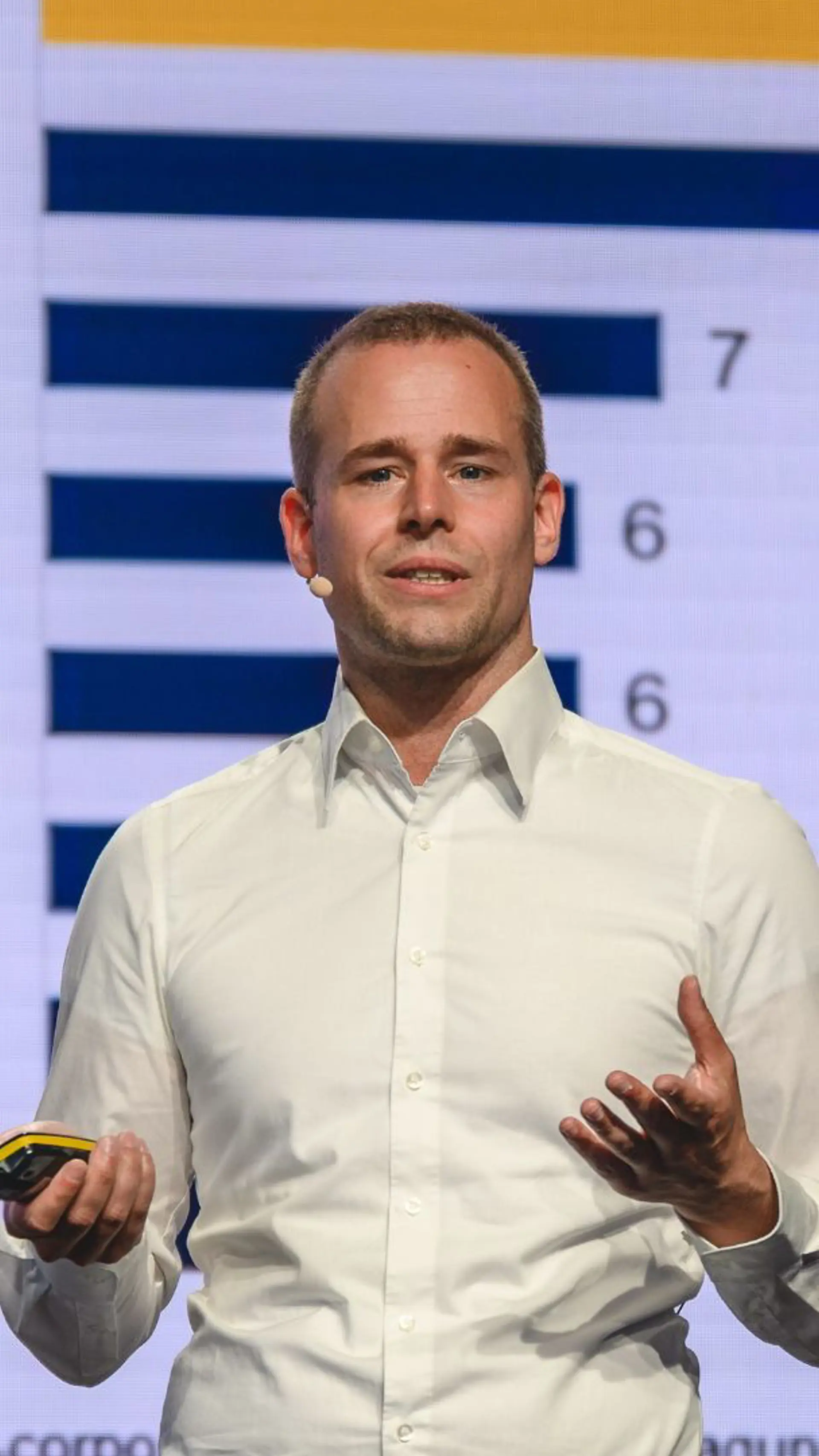 Andreas Bernecker