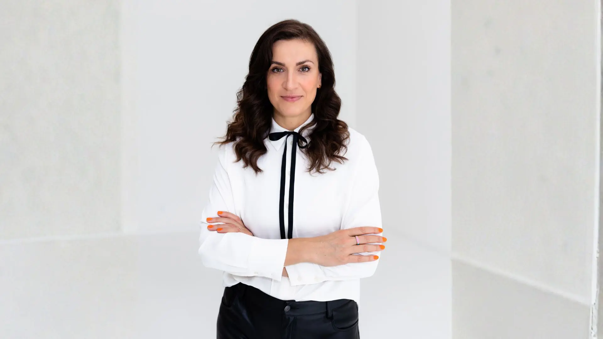 Magdalena Rogl - <p>Magdalena Rogl zeigt, wie emotionale Intelligenz, Verantwortung und Menschlichkeit Führung und Unternehmenskultur nachhaltig verändern.</p>