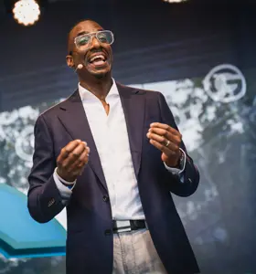 Dr. med. Nana Bimpong-Buta