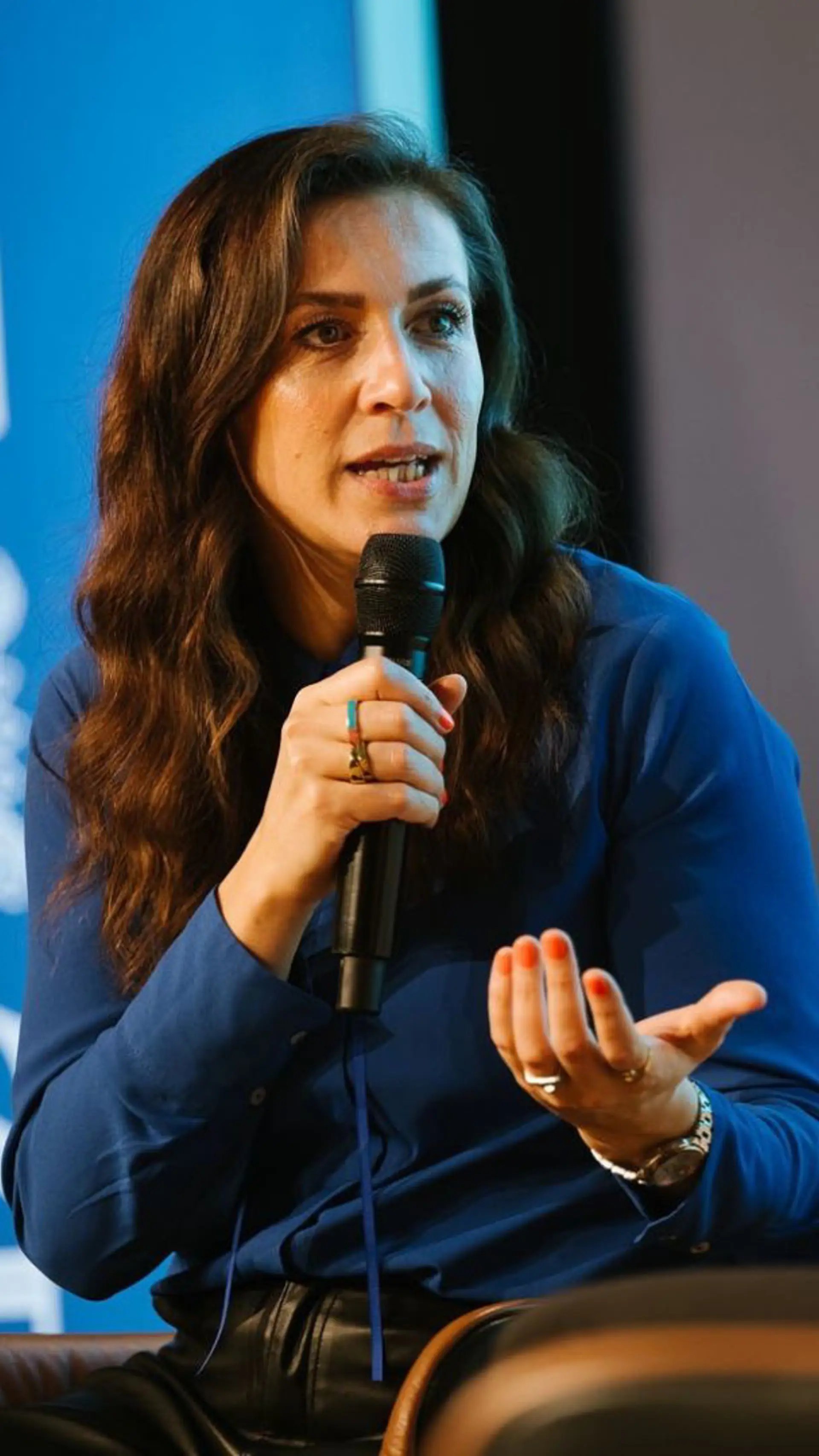 Magdalena Rogl - <p>Magdalena Rogl zeigt, wie emotionale Intelligenz, Verantwortung und Menschlichkeit Führung und Unternehmenskultur nachhaltig verändern.</p>