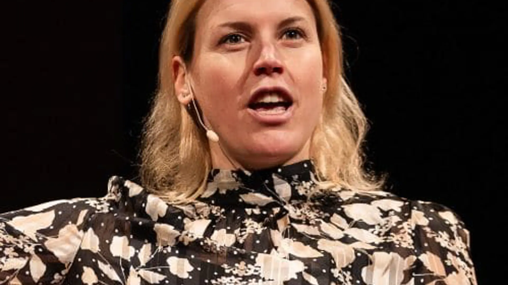 Referent Monika Sattler: Ehem. Weltbank-Beraterin, Globetrotter, Visionärin & Ausnahme-Radsportlerin über das richtige Mindset.