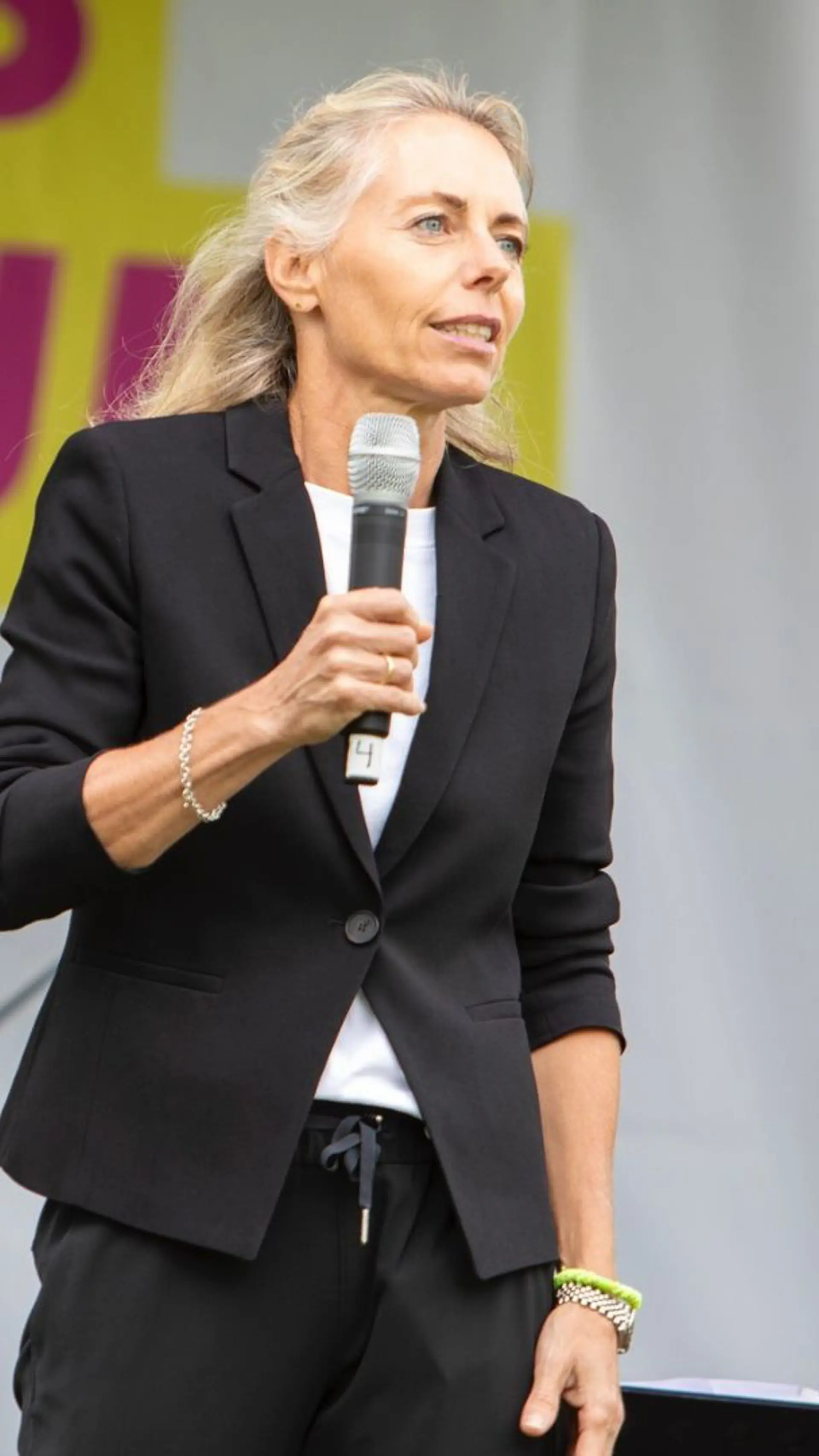 Claudia Raffelhüschen