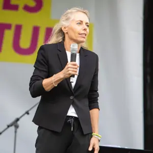 Claudia Raffelhüschen