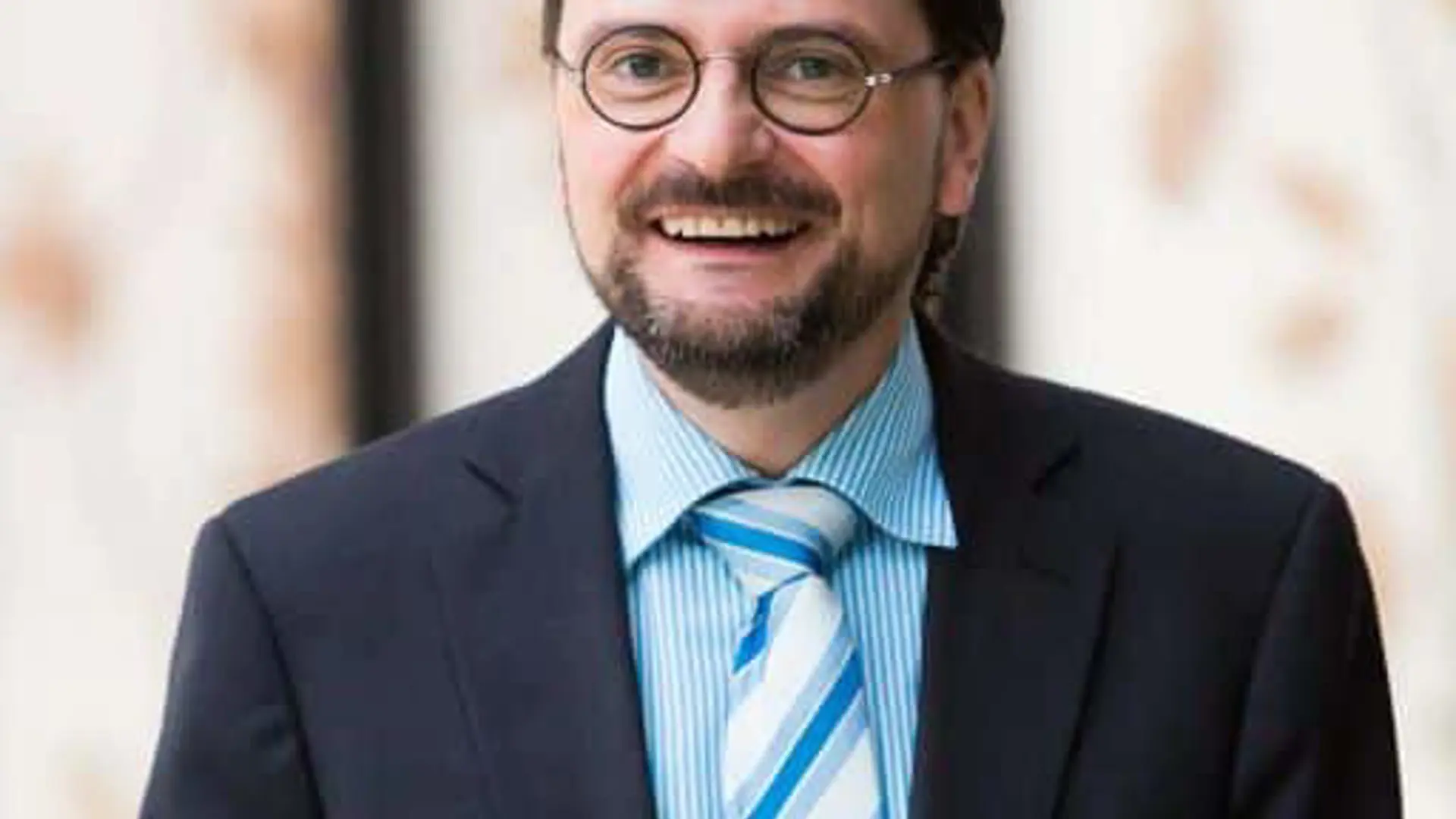 Referent Erik Händeler: Zukunftsforscher und Wirtschaftsjournalist über die Zukunft der Wirtschaft.