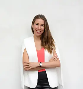 Dr. Christina Gravert