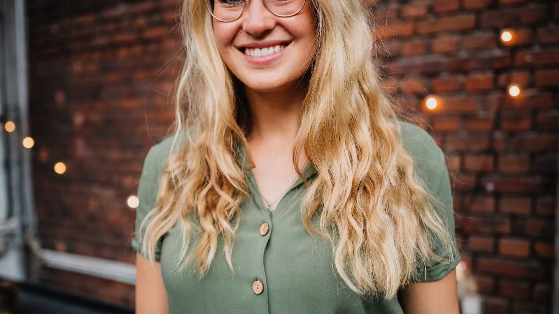 Referentin Carolin Stüdemann: New Leadership-Expertin und Viva con Agua-Geschäftsführerin aktiviert für sauberes Trinkwasser weltweit und inspiriert für nachhaltige Organisationsentwicklung!