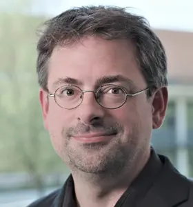 Referent Andreas Wagener: Experte für Digitales Marketing und Digitalen Wandel über die Macht von Daten und Algorithmen in der heutigen Zeit.