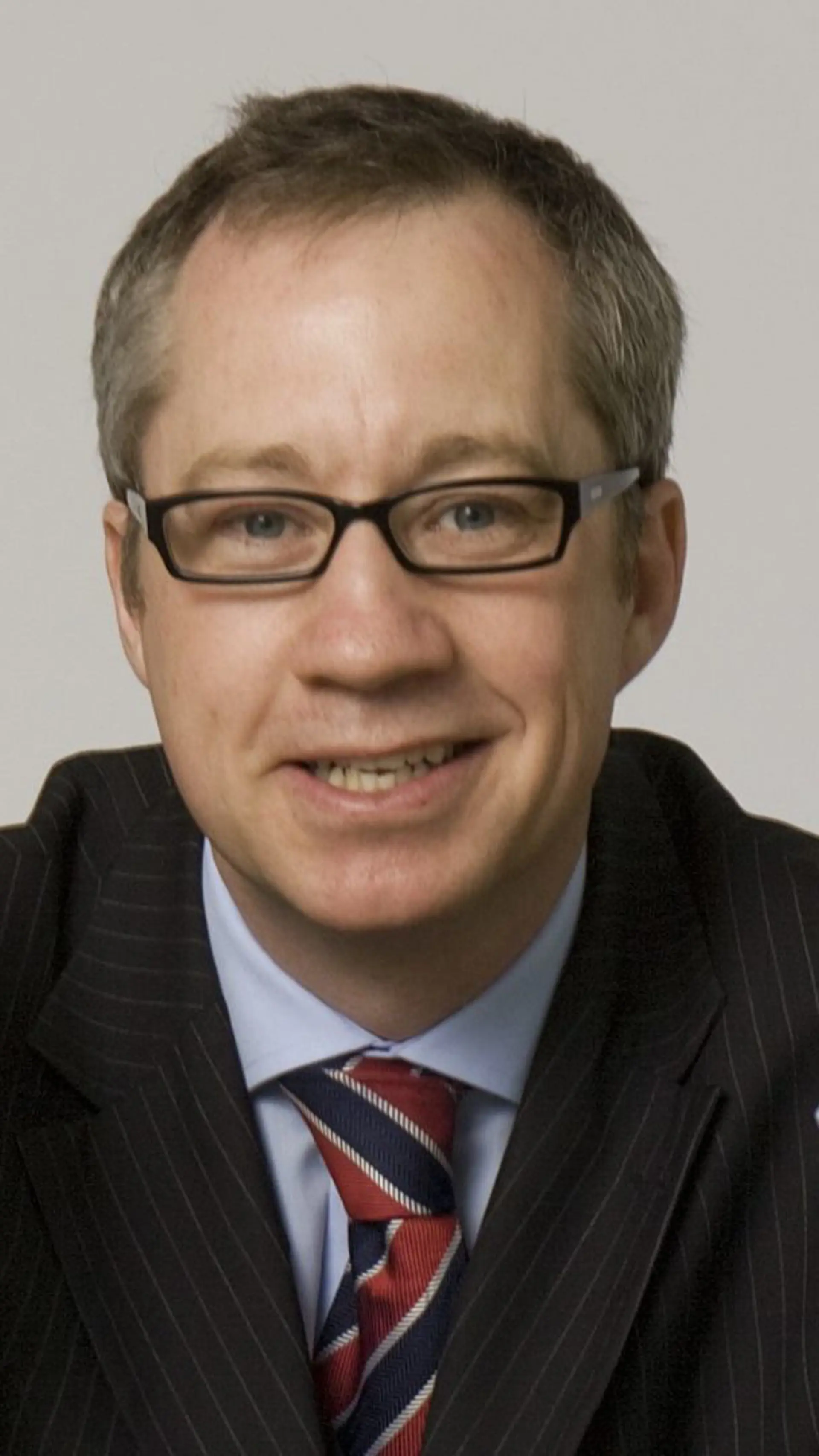 Jens Wegmann - Der Business-Kabarettist bringt mit Humor frischen Wind und Motivation in trockene Vorträge.