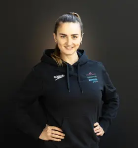 Elena Semechin - Paralympische Schwimmerin und Motivationsrednerin: Überwindung von Hindernissen und Streben nach Exzellenz