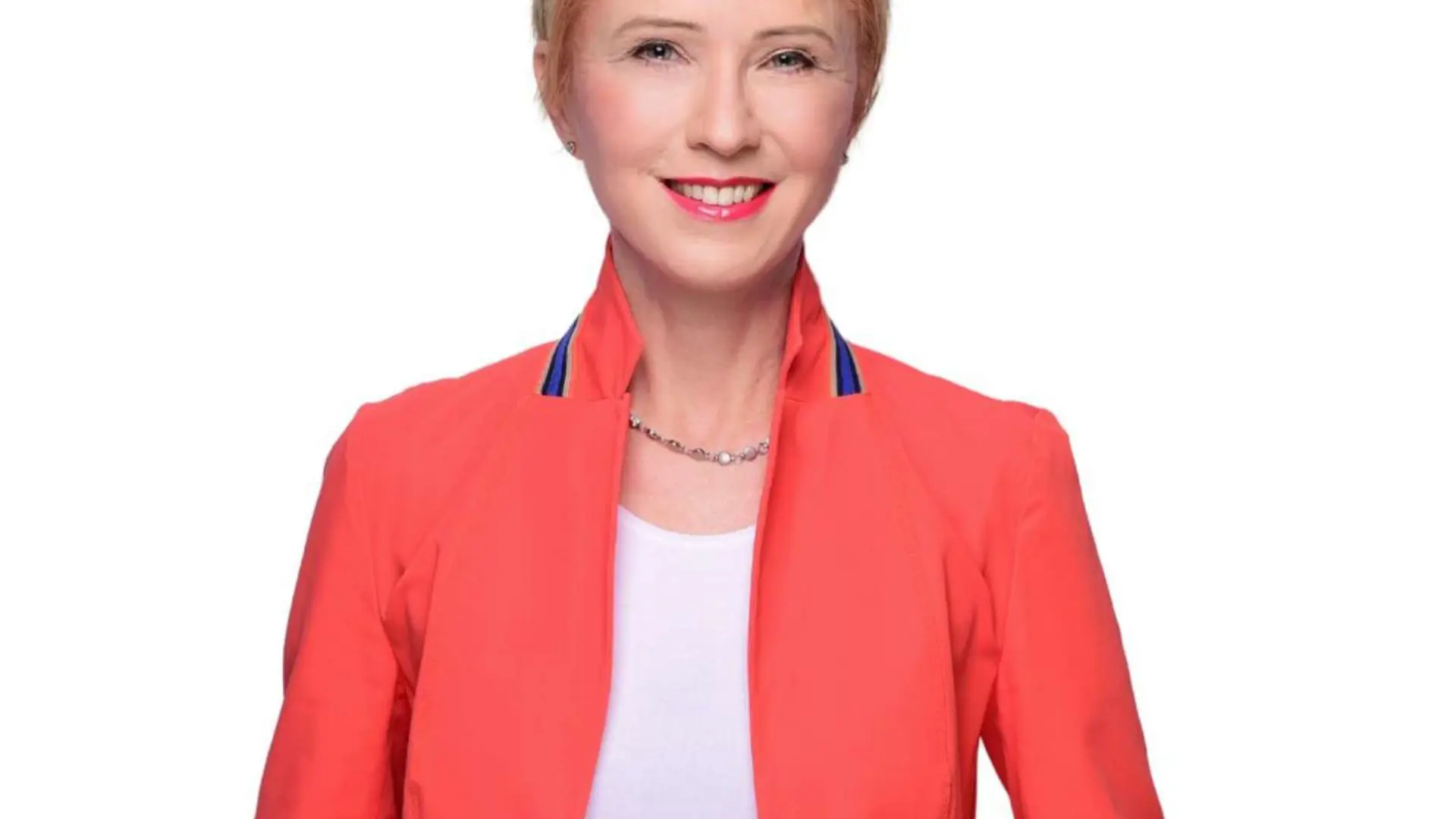 Referentin Claudia Hilker: Expertin für Künstliche Intelligenz und Digitalisierung, bietet tiefgreifende Einblicke und innovative Strategien für Unternehmen.