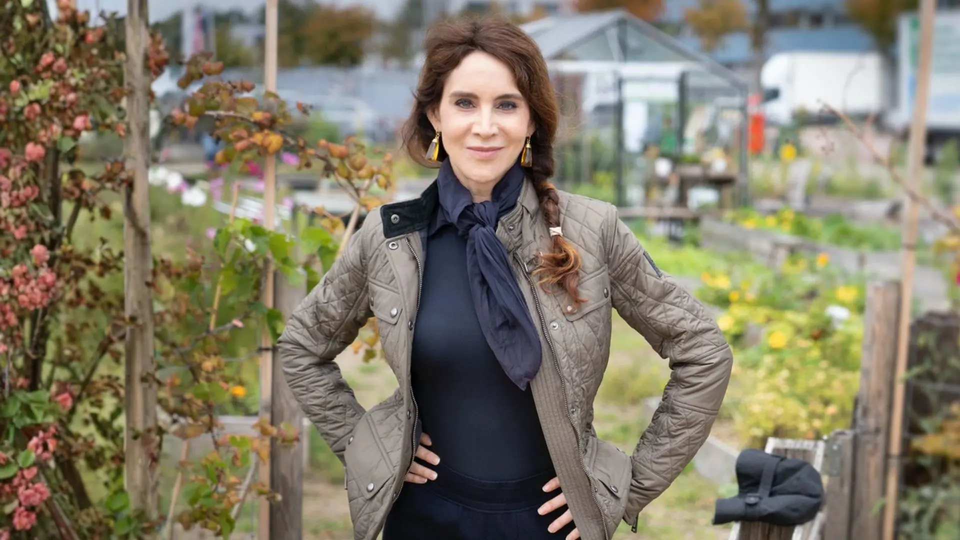 Prof. Dr. Anabel Ternès von Hattburg - <p>Prof. Dr. Anabel Ternès ist Zukunftsforscherin, Psychologin und Unternehmerin. Ihre Keynotes verbinden AI, Leadership, Psychologie und Impact.</p>