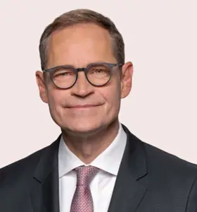 Referent Michael Müller: Vollblutpolitiker mit einem internationalen Ansatz sowie ehemaliger Bürgermeister von Berlin.