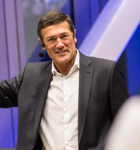 Frank Edelkraut - Leadership-Experte, Interimsmanager und Keynote Speaker mit über 30 Jahren Praxiserfahrung