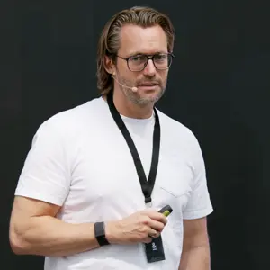 Lars Behrendt