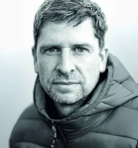 Lars Abromeit - Wissenschaftsjournalist, Entdecker und Abenteurer, berichtet über den Aufbruch ins&nbsp;Unbekannte und zeigt, was wir alle von Expeditionen lernen können