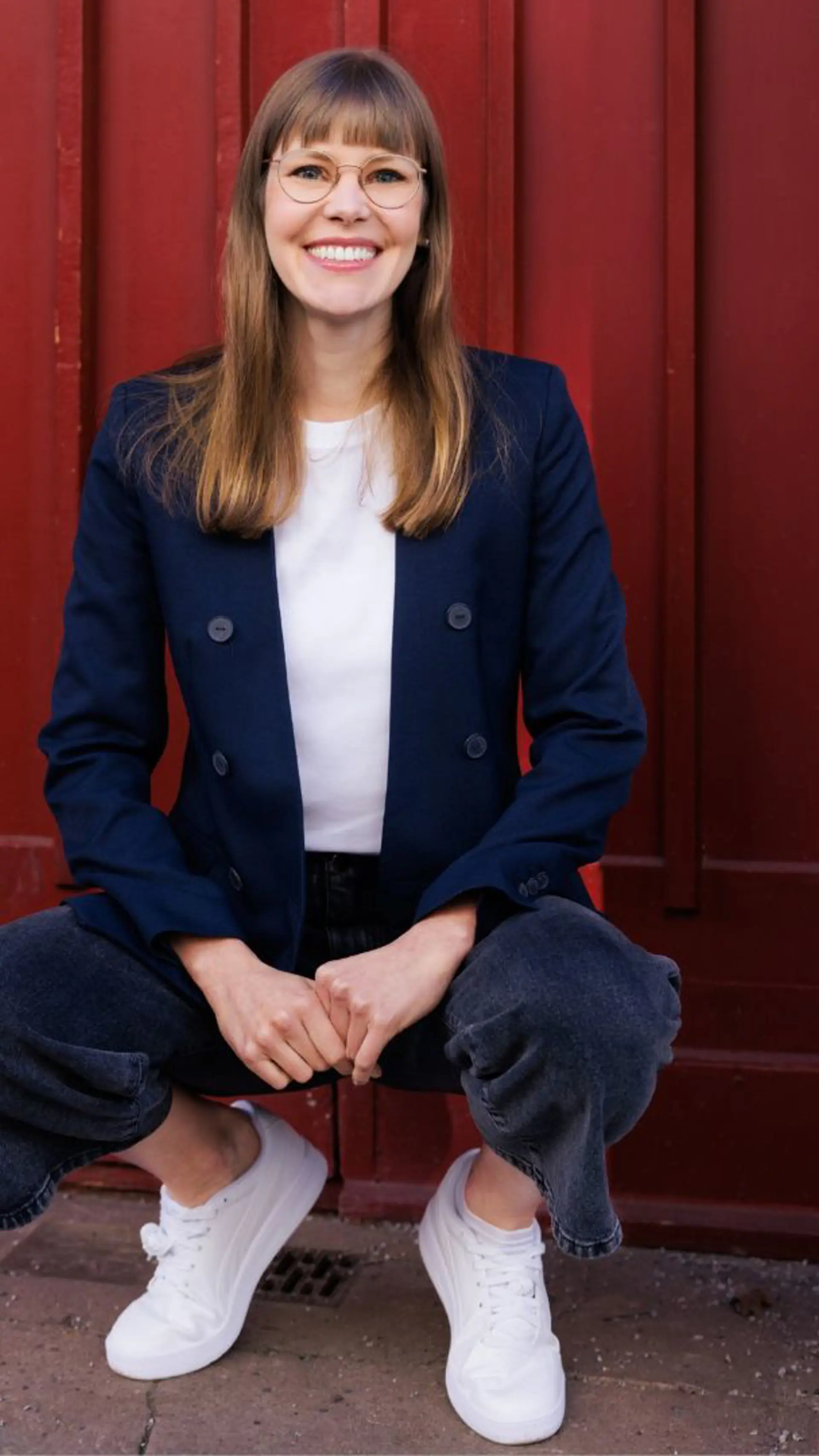 Eva Asselmann - <p>Eva Asselmann zeigt, wie psychologische Selbstführung, innere Stabilität und Klarheit in Zeiten von Überforderung gelingen.</p>
