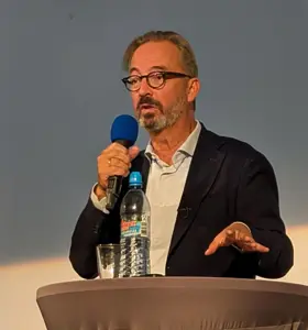 Jan Fleischhauer - Journalist, Kolumnist und Bestsellerautor, eine der bekanntesten Stimmen Deutschlands.