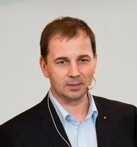 Götz Schartner