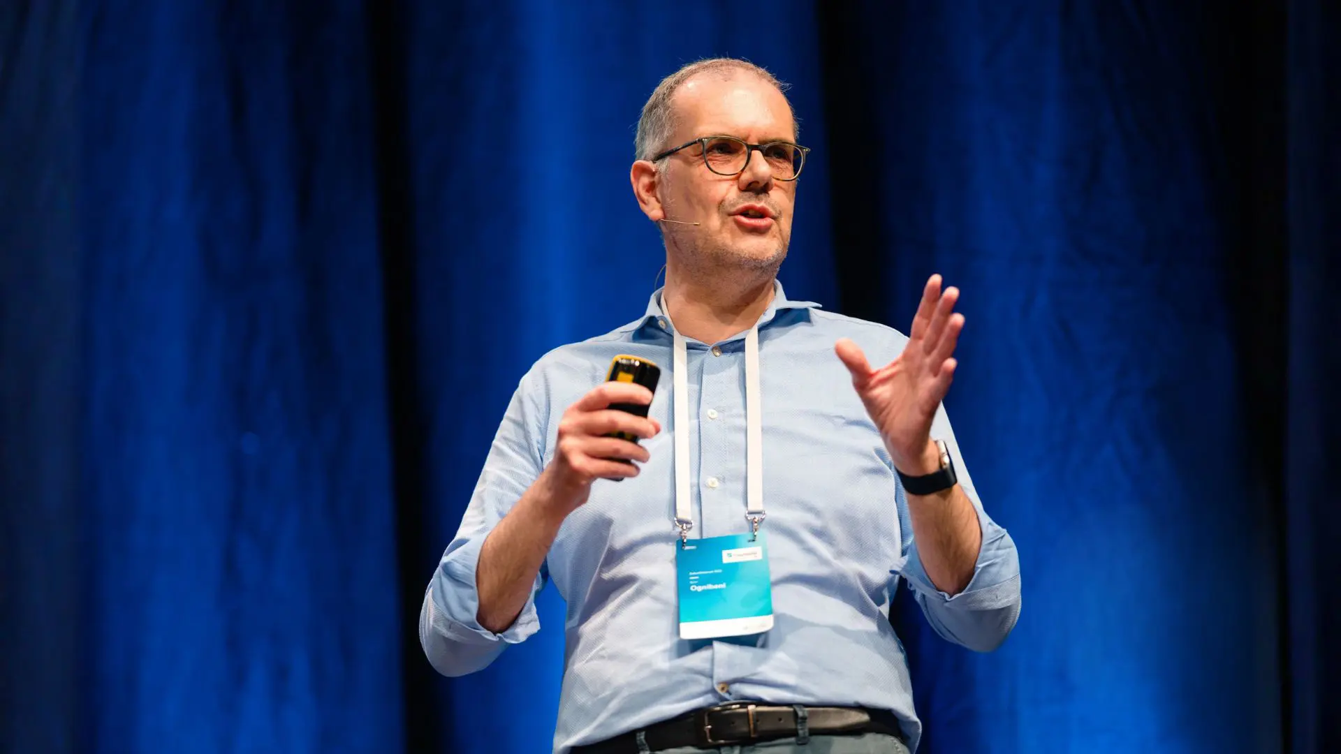 Björn Ognibeni - Experte für digitale Transformation, der erklären kann, welche Digitaltrends wir in Asien verpassen und was das Metaverse wirklich ist.